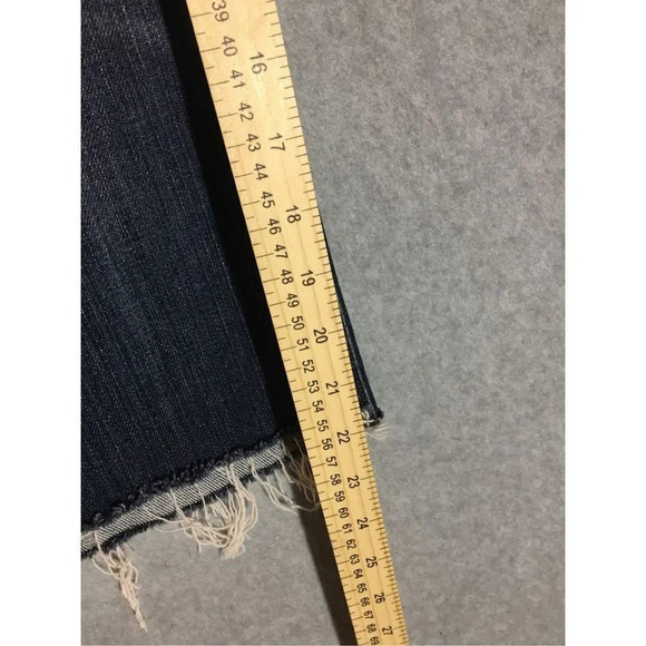 Womens 7 For All Mankind Jeans Size 26 Waist Boycut Button Fly Cropped Raw Hem - Picture 3 of 6